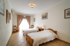 Quarto-Portas-do-Paraiso_7