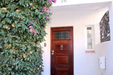 Villa_24-Porta-da-Frente