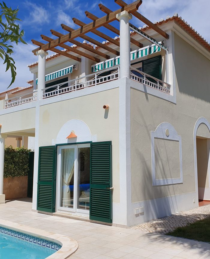 Praia da Luz Holiday Villas and Apartments for Rent